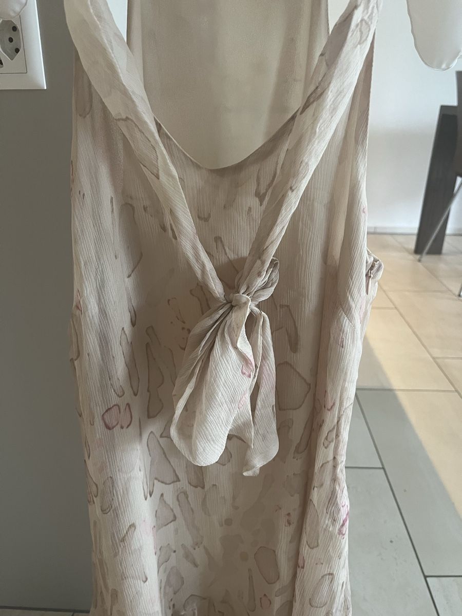 Guess Kleider: Guess by Marciano Sommerkleid – Neu (gemäss Beschreibung) aus Niederrohrdorf von liv_7gbr 1
