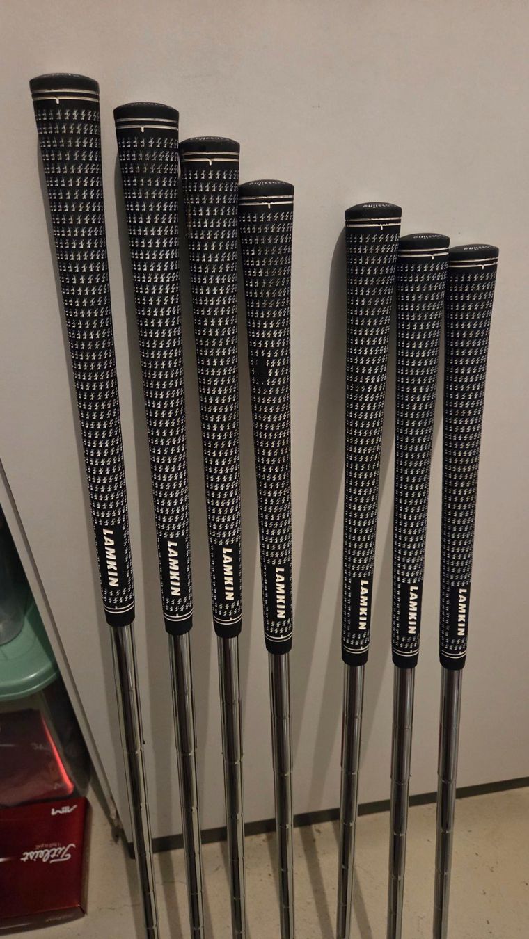 Clubs & Sets: Takomo 301 CB / RH – D'occasion à Bösingen par gregorspychiger 6