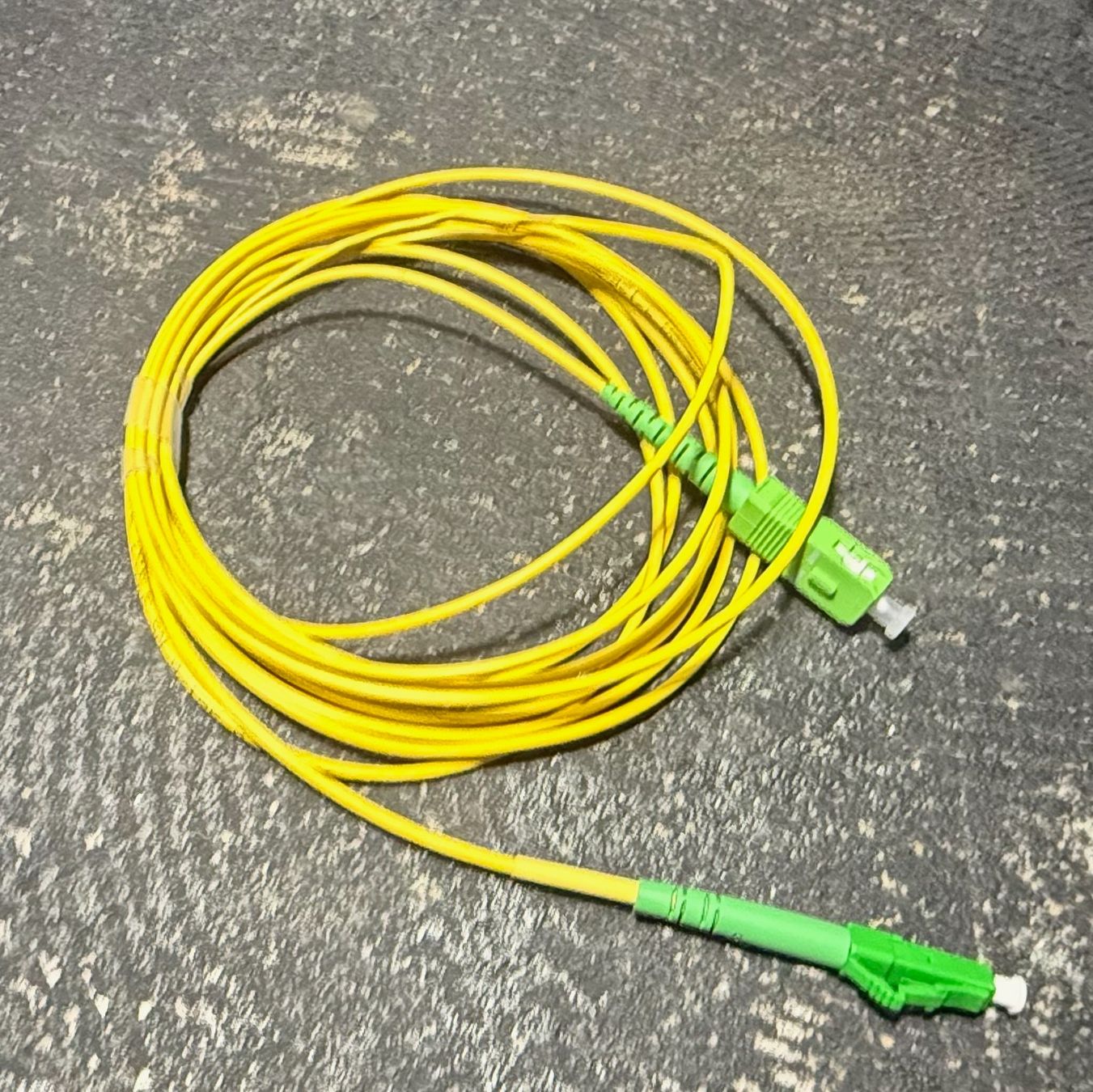 3M Cavi: Fibre Cable Patch | Glasfaserkabel 3m | 2 Wochen im Einsatz – Nuovo (secondo la descrizione) da balzers venduto da ..m 1