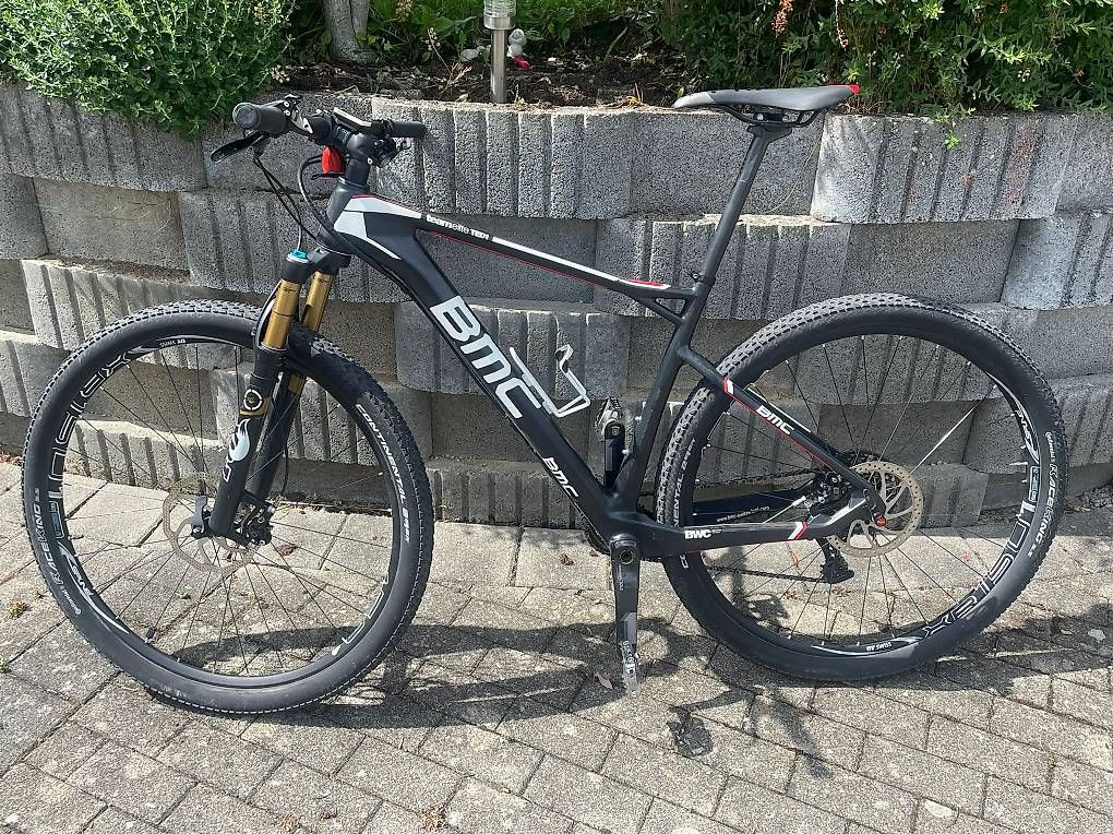 Biciclette: BMC Mountainbike  – Usato da Schnottwil venduto da Dick21