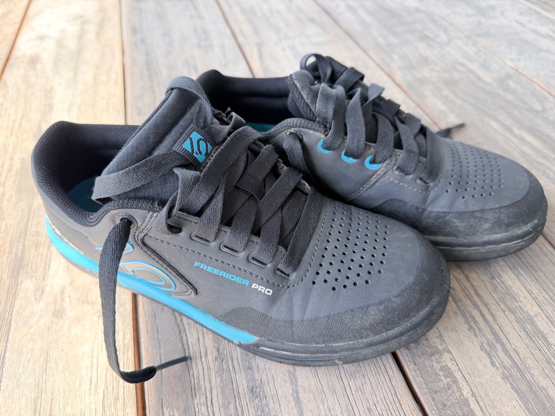 Five Ten Scarpe per ragazzi: Five Ten Freerider Schuhe Gr 38.5 – Usato da Stans venduto da maam02 2