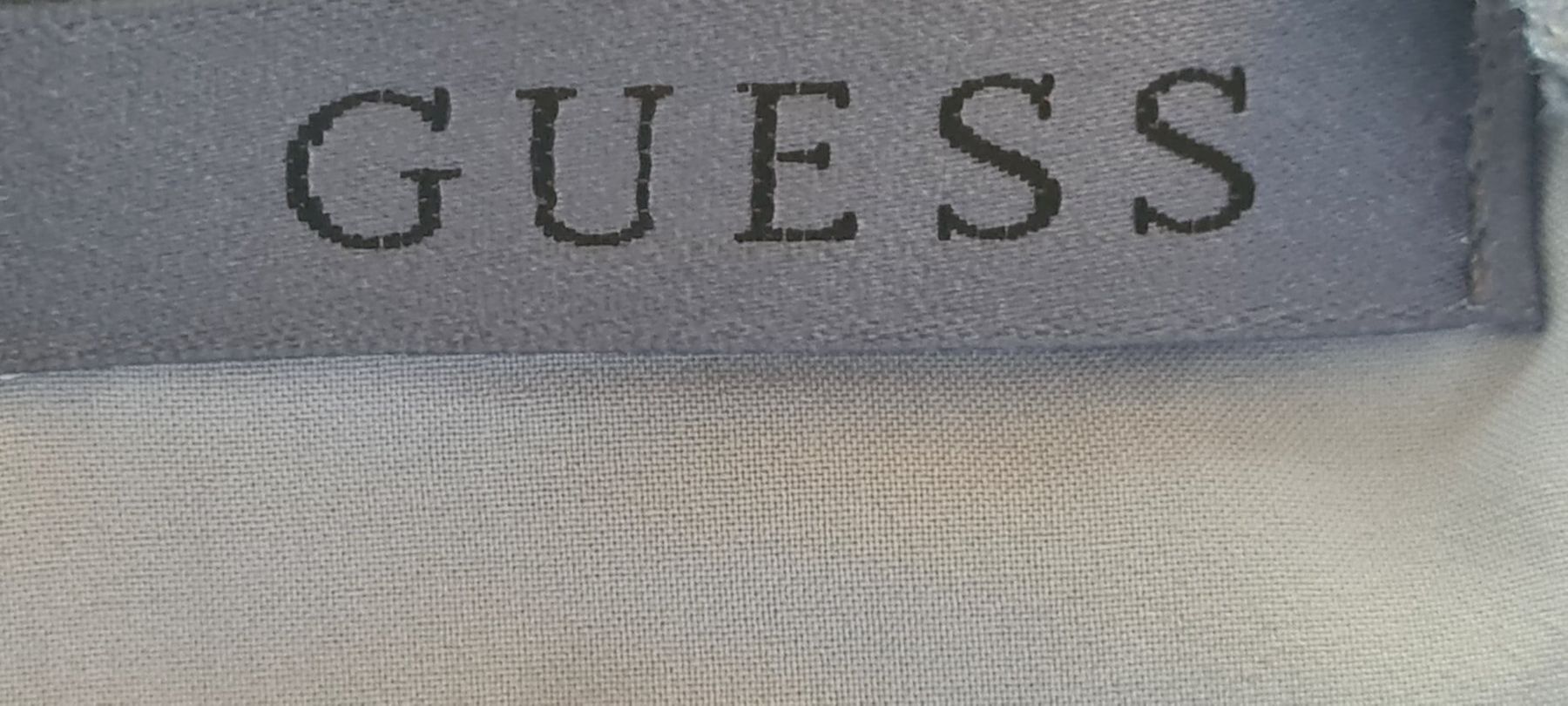 Guess Tops: Top Guess – Gebraucht aus Allschwil von Virgo 6