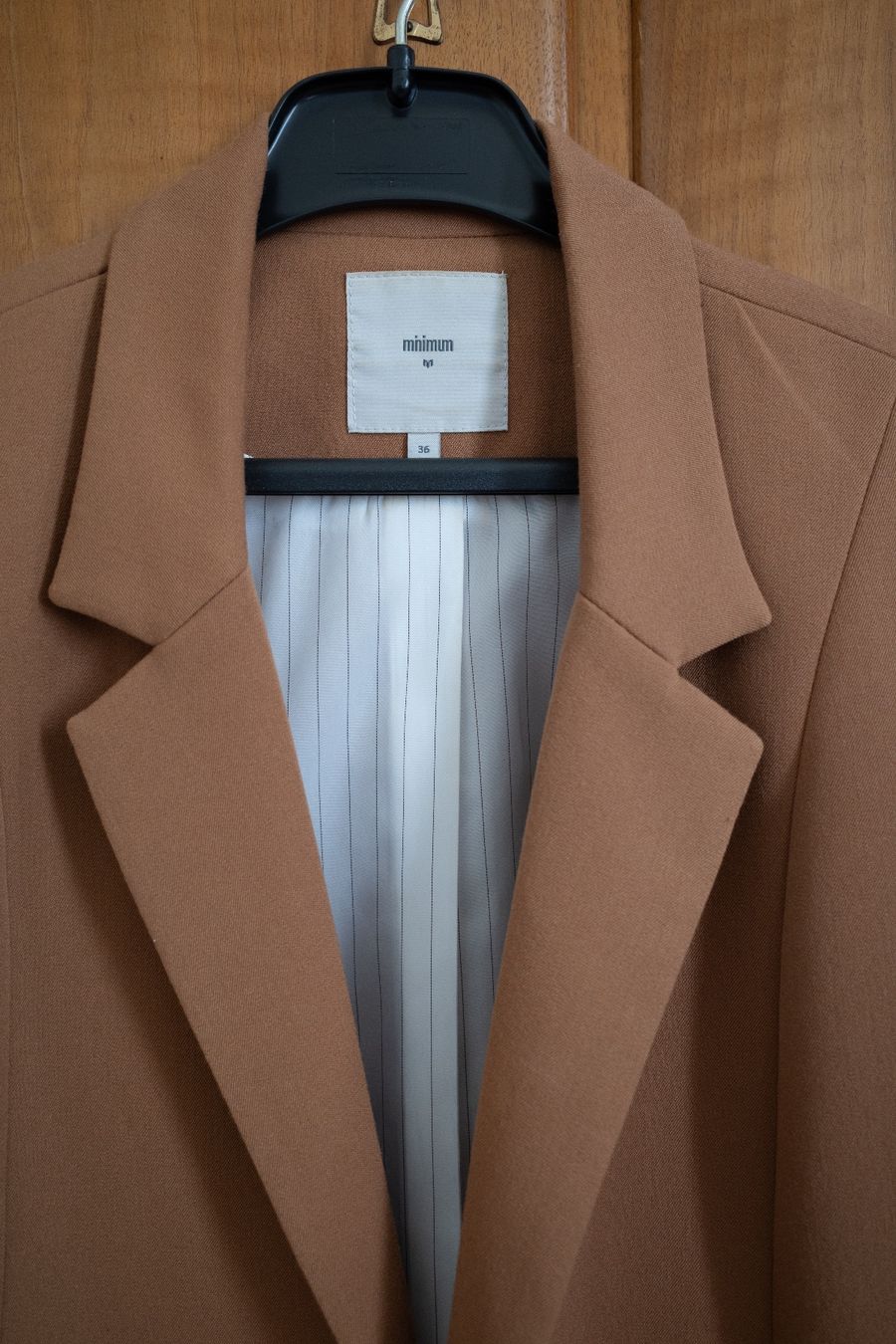 Giacche: Minimum Blazer, 36, Beige – Nuovo (secondo la descrizione) da St. Gallen venduto da Nbaumgar 1
