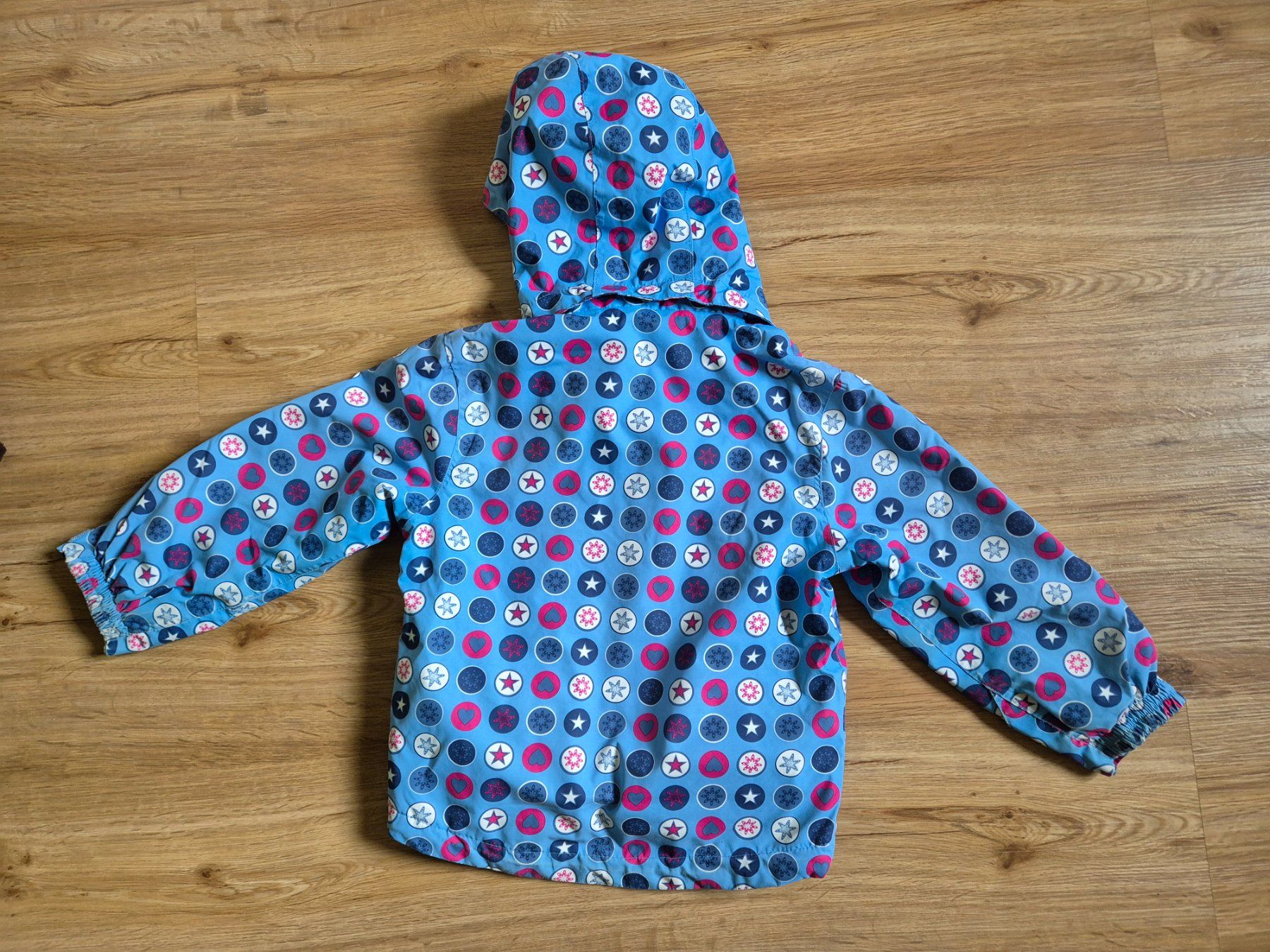 Lotti & Set di vestiti: Mädchen Kleiderset Gr. 98/104 ab CHF 1.- – Usato da Giswil venduto da 0G6 9