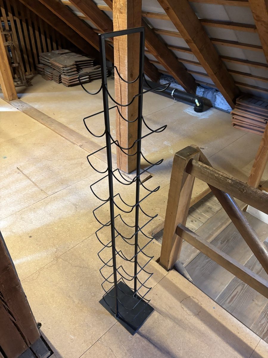 Regale: Weinregal - Metall schwarz – Gebraucht aus Winterthur von MSFlex
