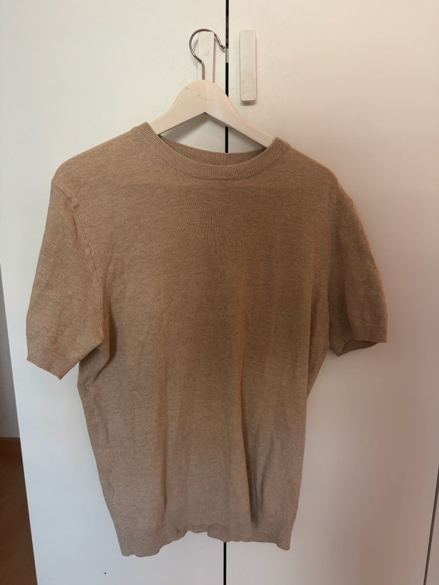 Mango T-shirt: Mango Strick T-Shirt – Usato da Luzern venduto da Patrick_Luzern9