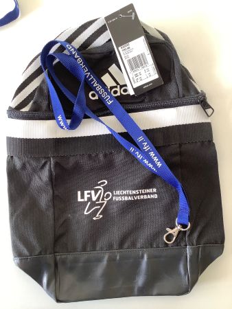 Adidas Schuhsack vom LVF und Schlüsselband
