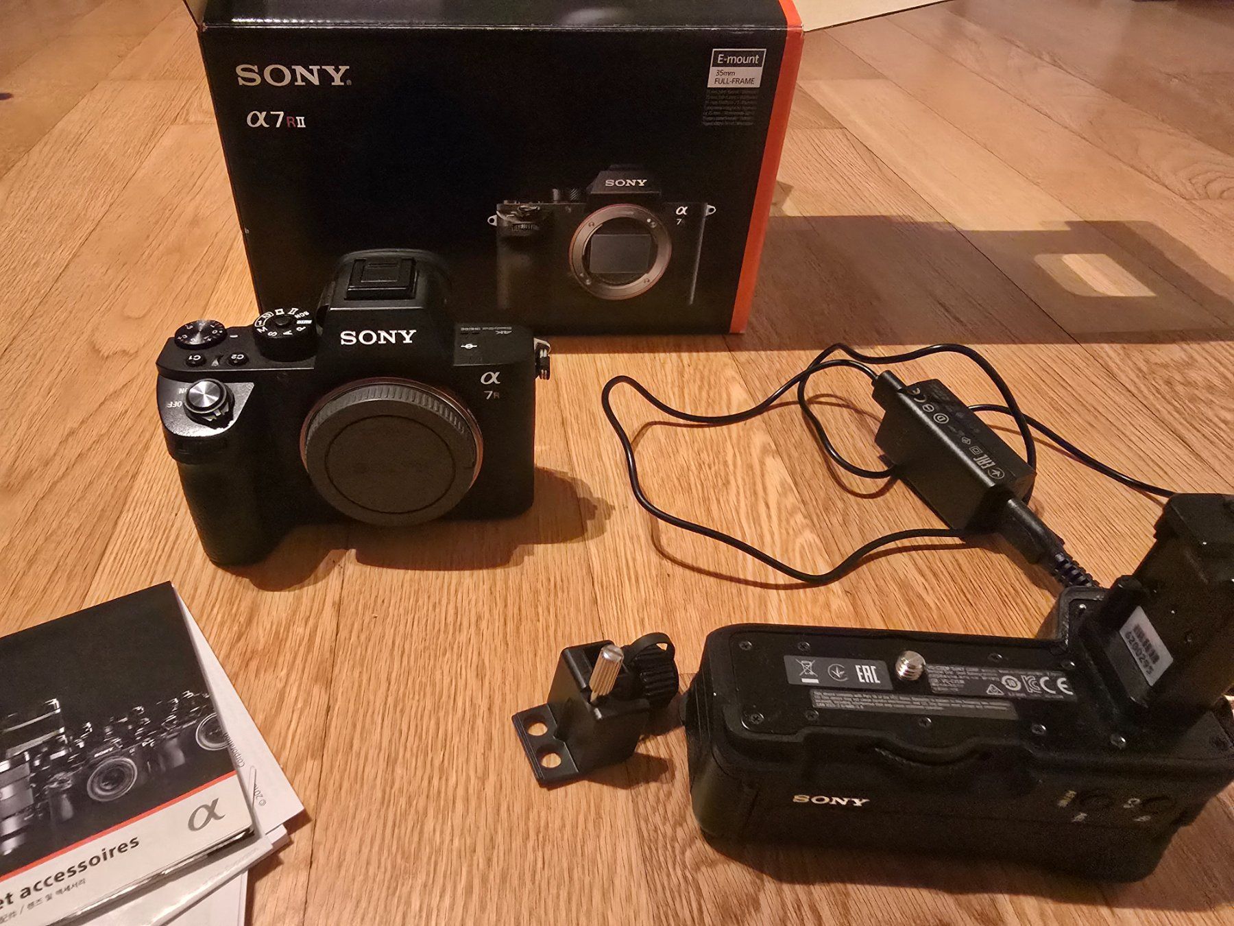 Sony Fotocamera: Sony Kamera A7RII – Usato da Sargans venduto da Kiness