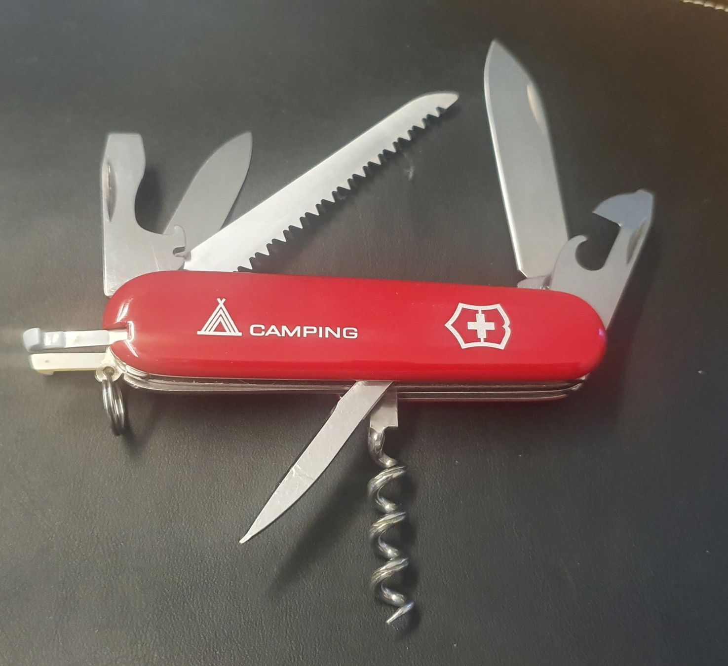 Victorinox Coltelli tascabile: 2 Victorinox Sackmesser mit Logo – Nuovo (secondo la descrizione) da Härkingen venduto da MarianneSi 2
