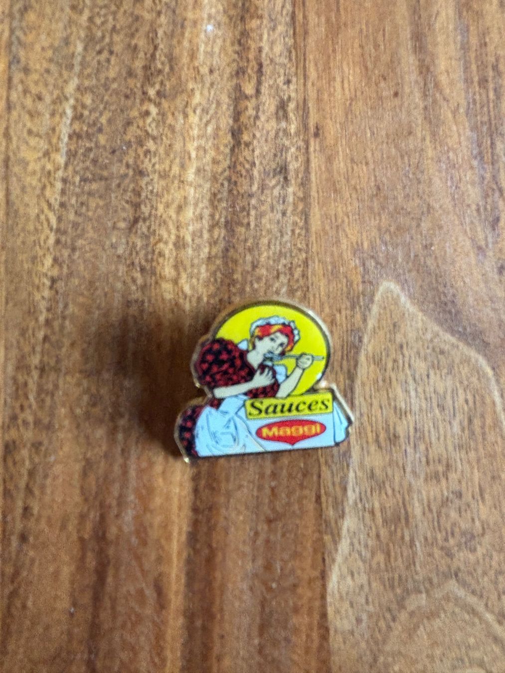 Maggi Placchette & Badge: Pin Maggi Sauces – Nuovo (secondo la descrizione) da Balsthal venduto da Uroby 1