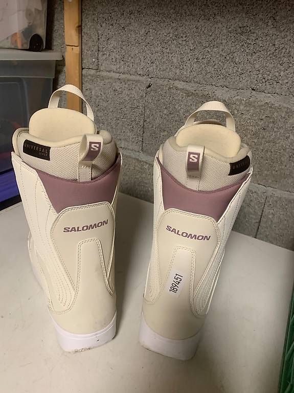 Chaussures femmes: Chaussure de snow  – Neuf avec emballage d'origine à Vétroz par emm_7nkz 1