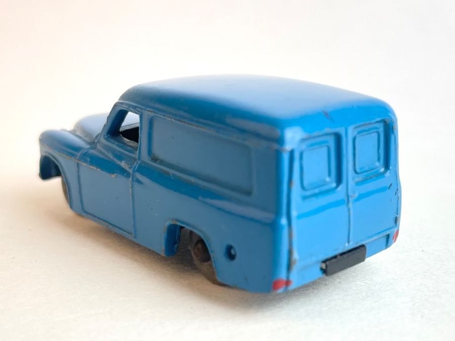 Dinky Toys Modellini d'auto: Vintage Dinky Dublo 063 Commer Van – Usato da Genthod venduto da lightyear63 5