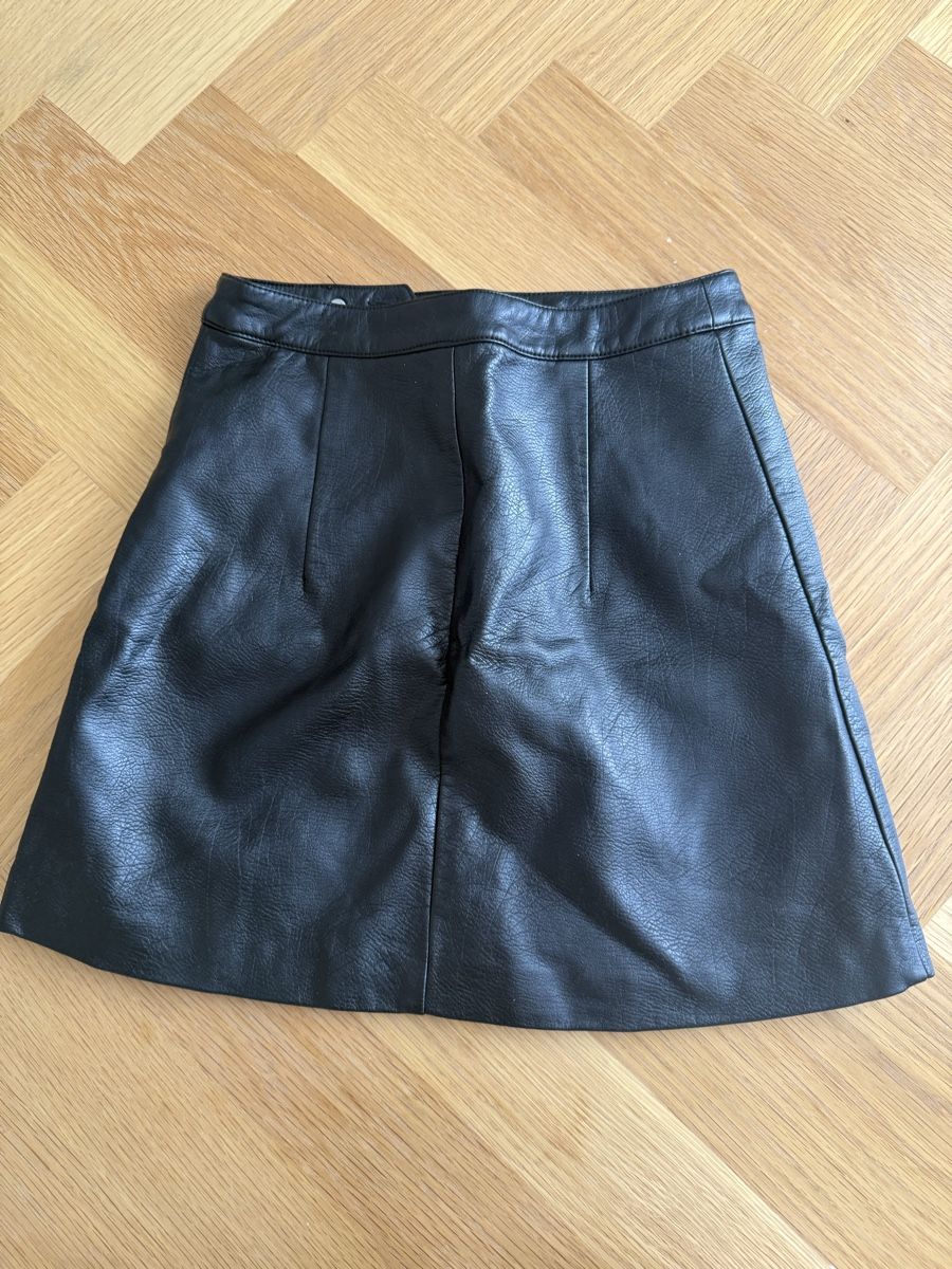 H&M Gonne: Lederrock schwarz H&M S – Usato da Zürich venduto da Jessica_6666 1