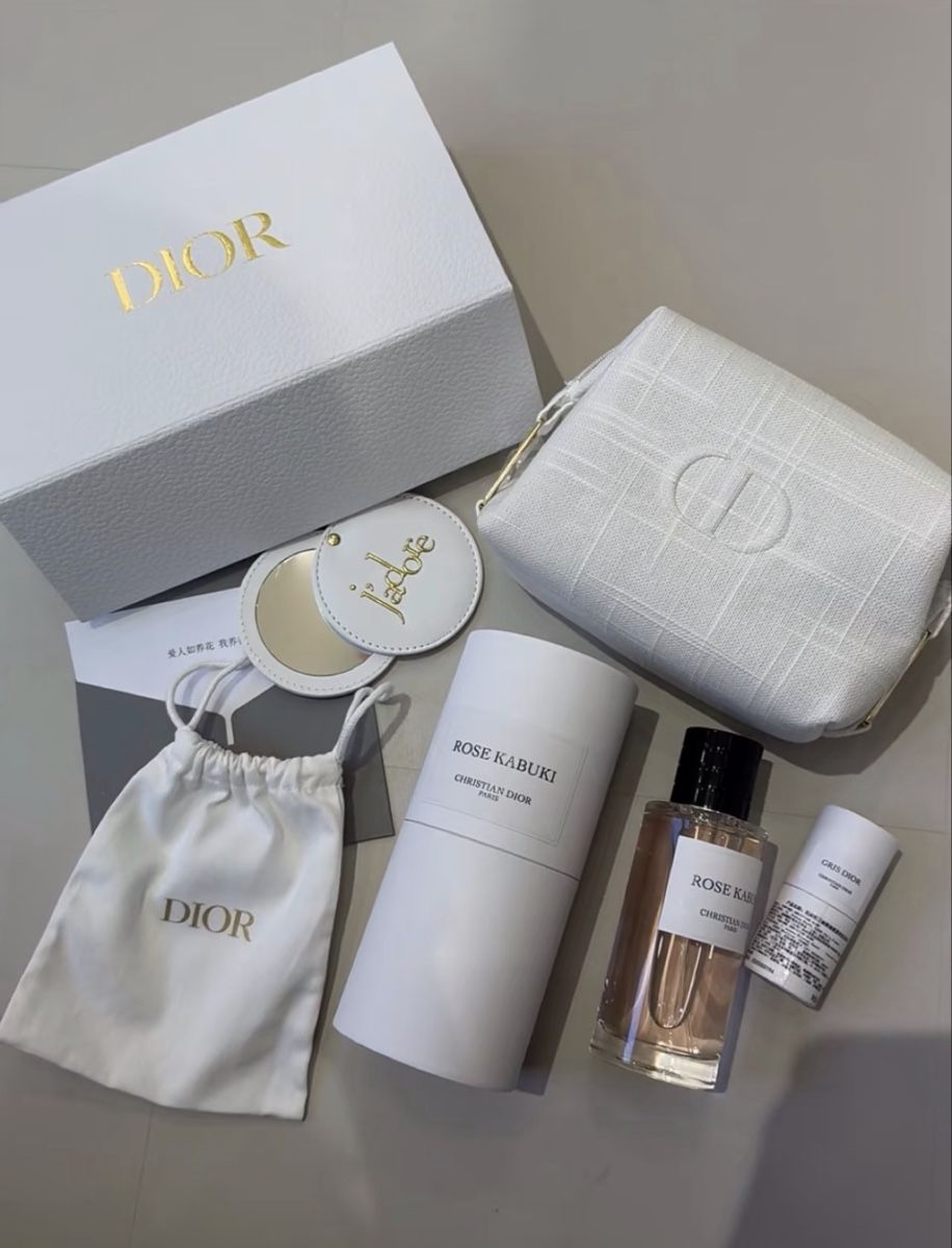 Dior Borse da donna: Dior Cosmetic Bag only  – Nuovo e nell'imballaggio originale da Chur venduto da Madeys 4