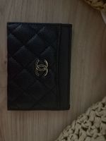 Porte-cartes Chanel noir matelassé cuir