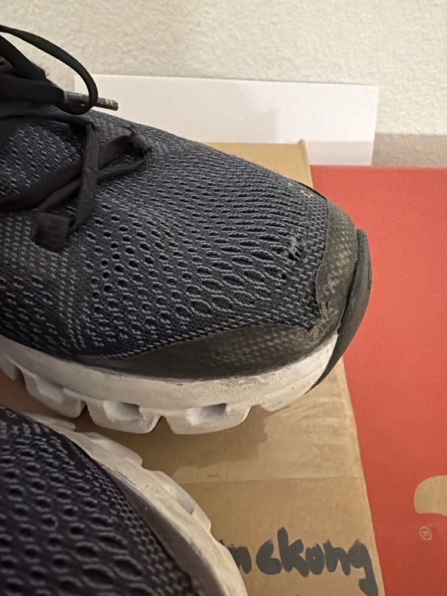 On Scarpe da donna: On Laufschuhe Cloud schwarz gebraucht – Usato da Meilen venduto da inanilus93 1