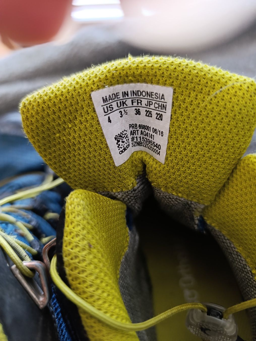 Adidas Scarpe da uomo: Adidas terrex Wanderschuh Kinder Gr. 36 – Usato da Thundorf venduto da Blitz_Donner 2