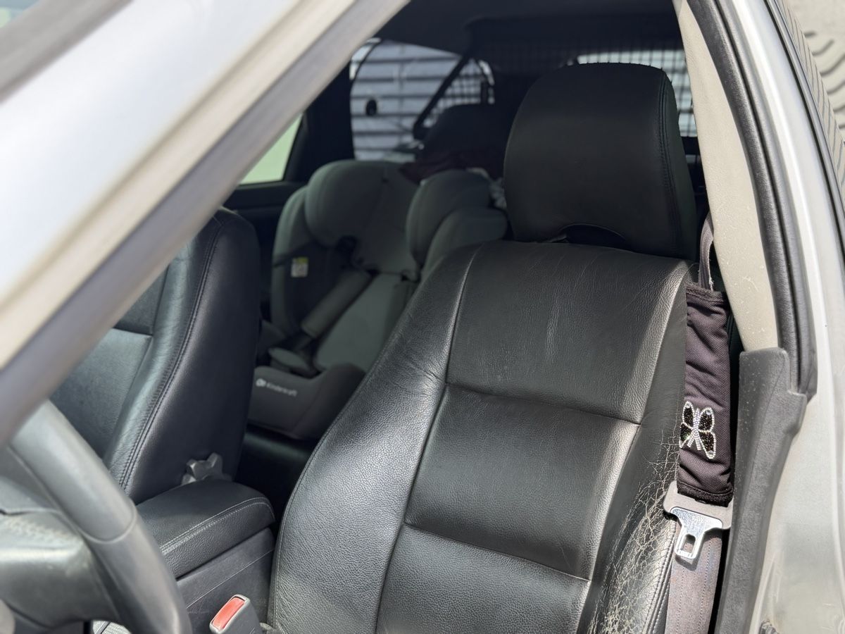 Volvo Autos: Volvo V40 2.0T – D'occasion à Oberaach par DJB21 9