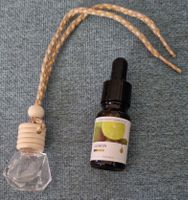 parfum pour voiture avec 10ml d'huile (Neuf)