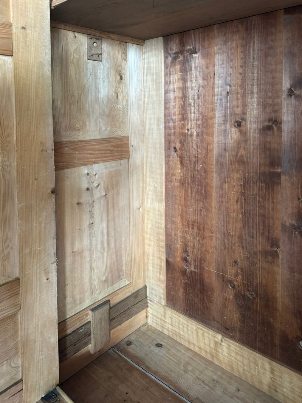 Armadi: Antiker Schrank (Bodenseeschrank) – Usato da Mönchaltorf venduto da Speedy453 4