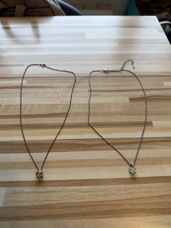 Ketten: 2 schöne Halsketten – Gebraucht aus Märstetten von M.Wiget