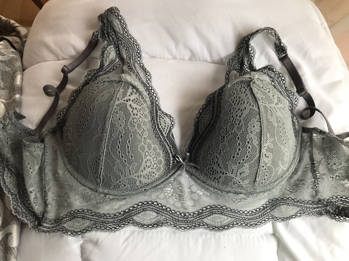 Altra biancheria intima: Graues BH-Set Grauer BH Bustier – Nuovo (secondo la descrizione) da Alpnach Dorf venduto da marvo 1