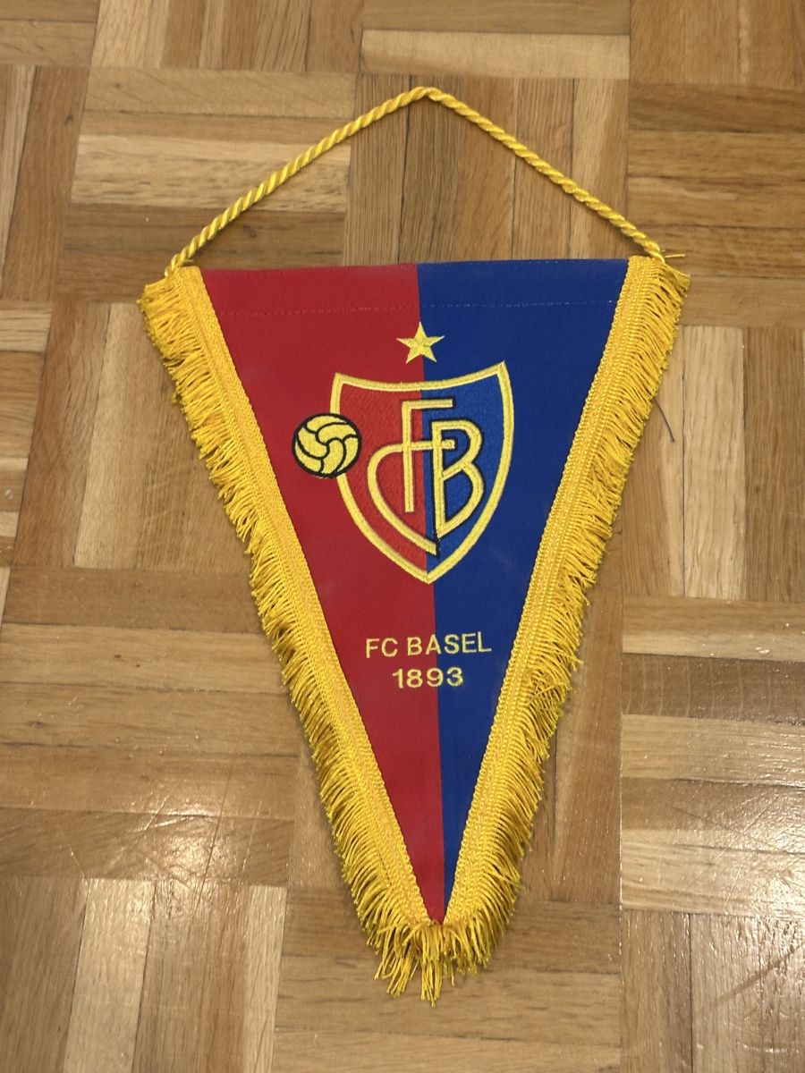 FC Basel Bandiere: Wimpel FC Basel – Usato da St. Gallen venduto da Gio3399