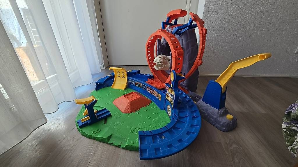 Piste: Pista hot wheels vulcano  – Usato da Quartino venduto da FabryAndroid 1