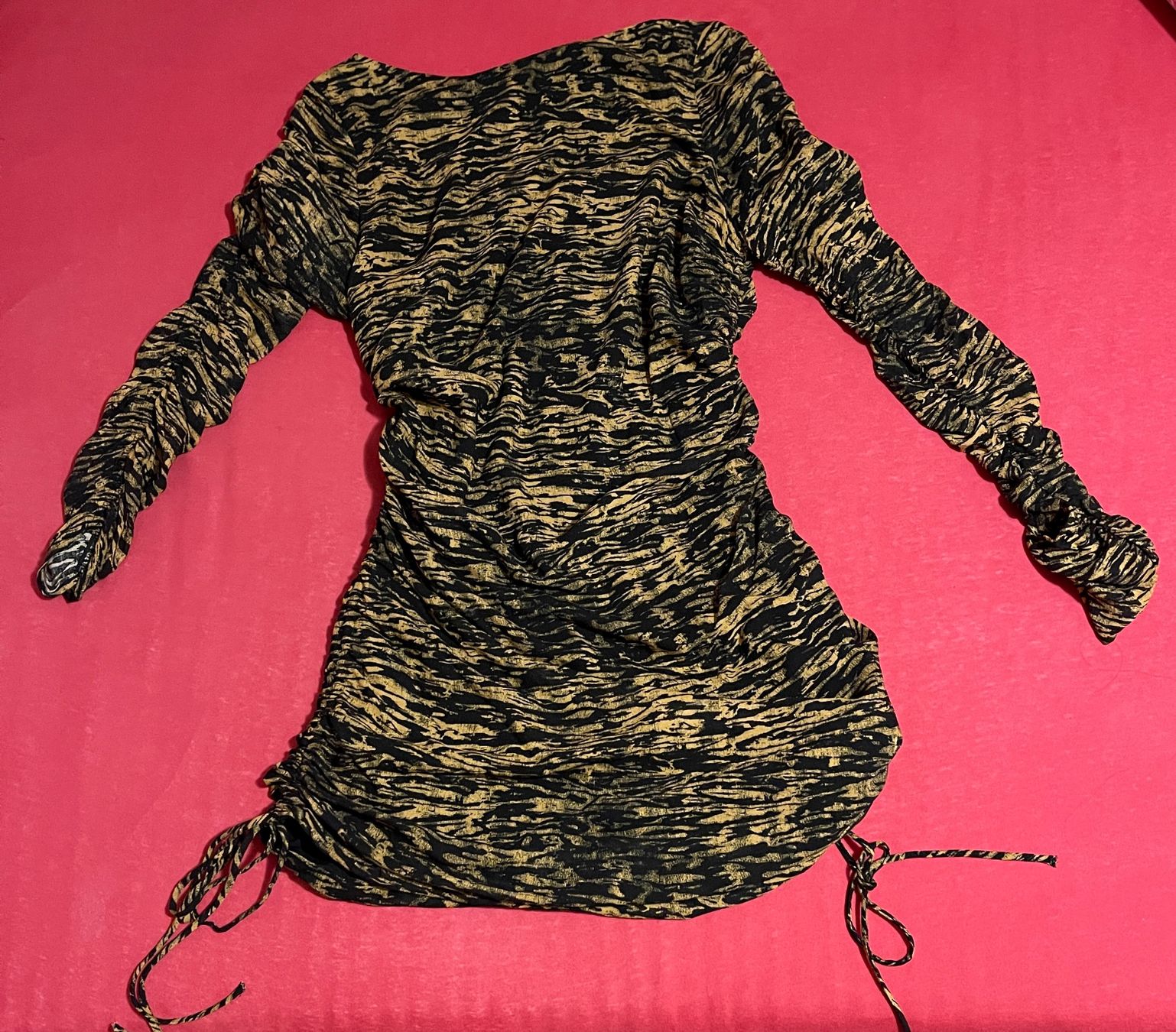 H&M Vestiti: Kleid mit Tunnelzügen H&M – Usato da Gränichen venduto da RetoLexi 8