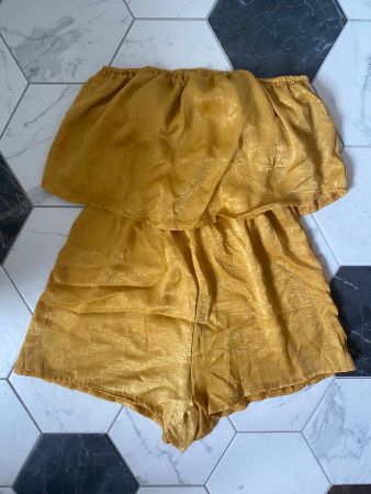 SHEIN 🌞 combinaison short bustier gold S