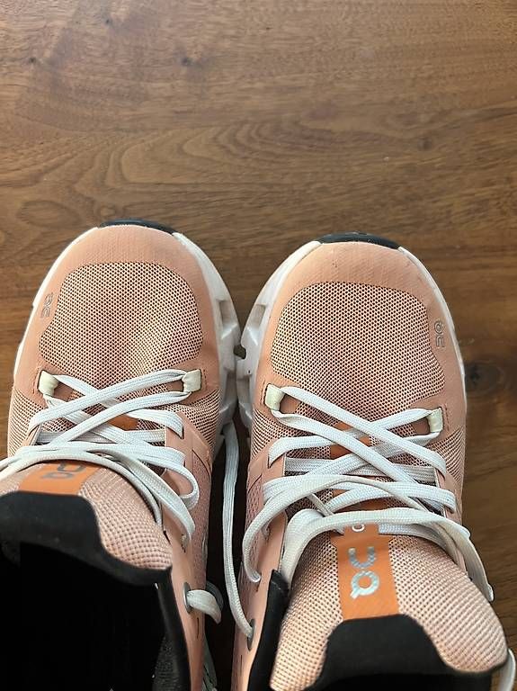 On Chaussures femmes: On Cloudflyer 4 Grösse 38 – D'occasion à Arlesheim par FS_79 3