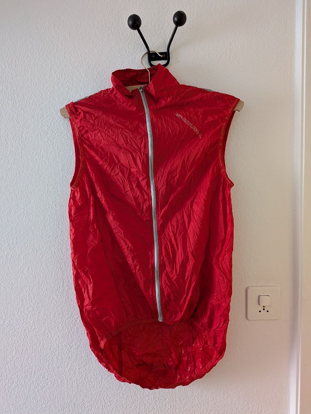 Endura Gilet & Giacche: Endura Gilet – Usato da zürich venduto da donfebbraio