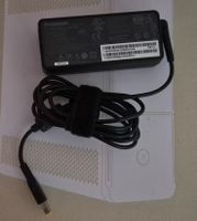 Lenovo Laptop Power / Charger 65 Watt - compact - like new