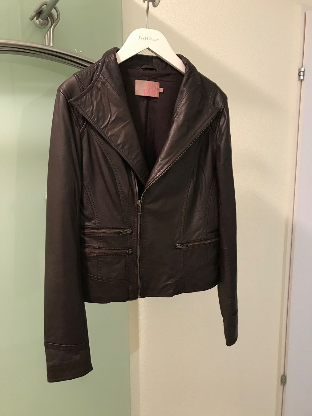 Jacken: Lederjacke von Saint Tropez Neuwertig – Gebraucht aus Horw von slavi77 1