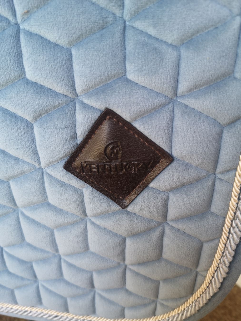 Kentucky Couvertures: Kentucky tapis d equitation  – D'occasion à Carouge GE par Thomastor 1
