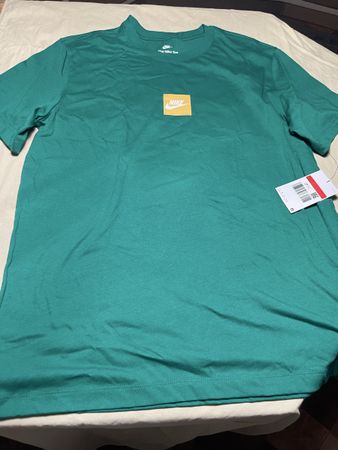 Maglietta Nike uomo taglia L /XL-verde👌just do it