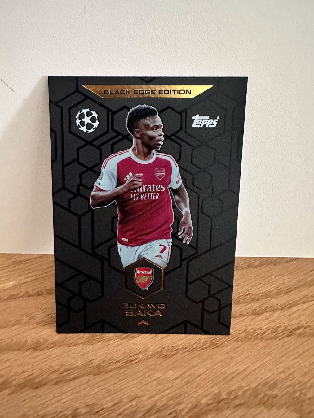 Topps Sammelbilder & Trading cards: TOPPS MATCH ATTAX 25/26 BUKAYO SAKA BLACK EDGE EDITION (BE2) – Gebraucht aus Birr von rhelane