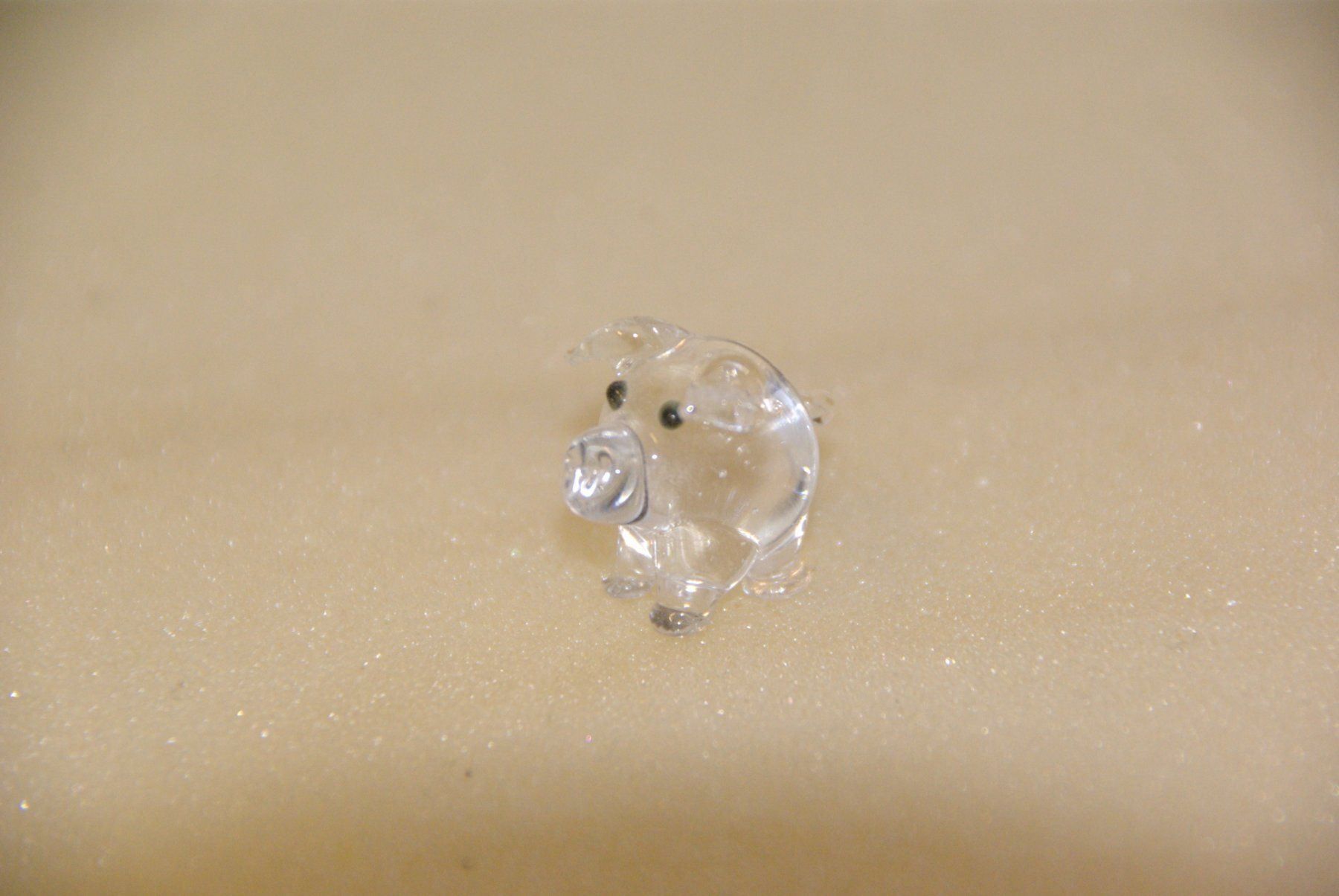Gläser: kleines Glas Schwein, transparent – Gebraucht aus Herisau von Cevianer1844