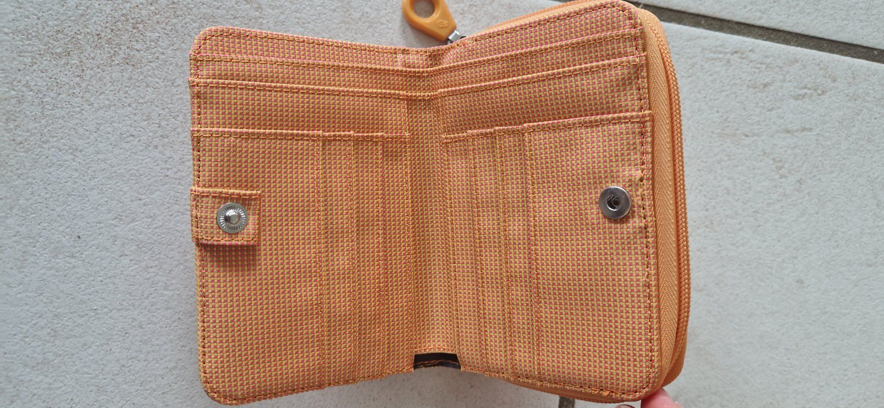 Mandarina Duck Portafogli: Mandarine Duck MD20 S purse Mango – Usato da Altendorf venduto da ER8852 1