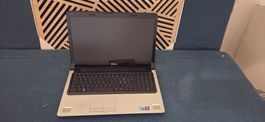 Dell Studio 17 1749 i3 8GB 1TB 17.3" JBL Linux Mint
