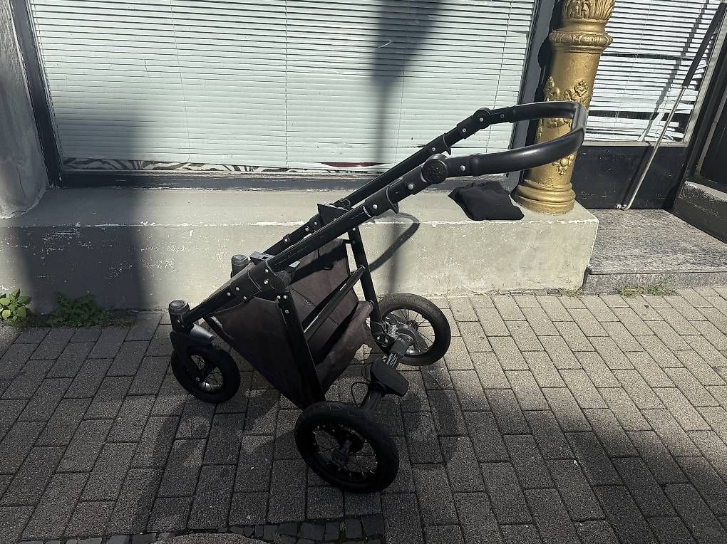 Carrozzine: Kinderwagen Angelcap  – Usato da Hugelshofen venduto da SELABE 4