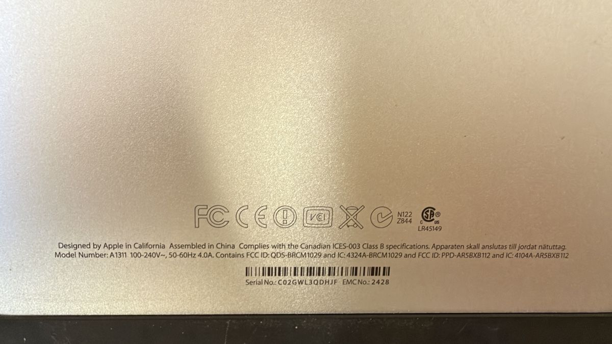 Apple PCs: iMac A1311 – D'occasion à Rüti ZH par second.life 2