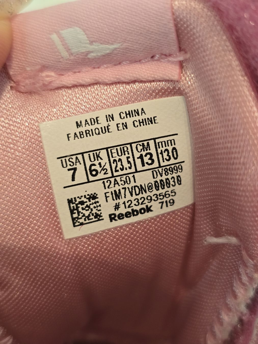 Scarpe per ragazze: Reebok Mädchen Turnschuhe, Gr. 23.5, Pink Leopard – Usato da Reinach BL venduto da snezhana 1