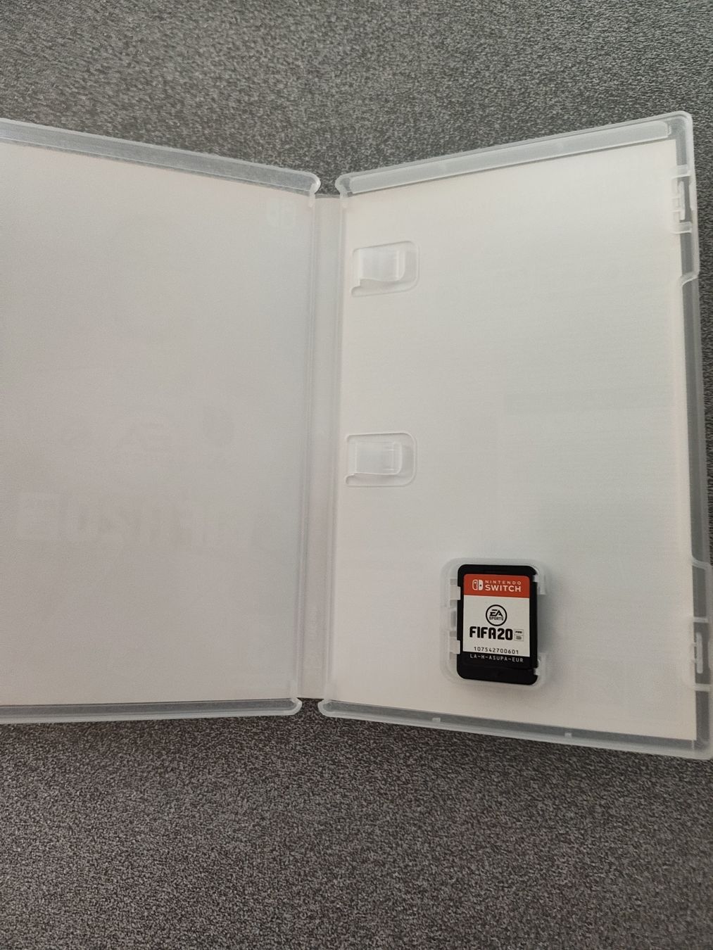 Spiele: Nintendo Switch FIFA 20 – Gebraucht aus Seuzach von dan1991 1