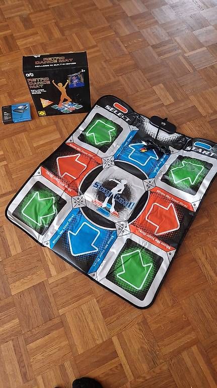 Giochi: Retro Dance Mat für TV – Usato da Seewen SO venduto da Perle8