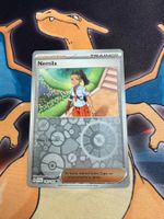 Nemila (SVI 180) - Reverse Holo - Karmesin und Purpur