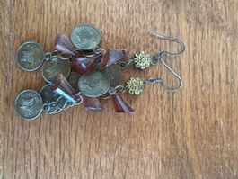 Modeschmuck (Hänckel für ins Ohr ist aus silber)