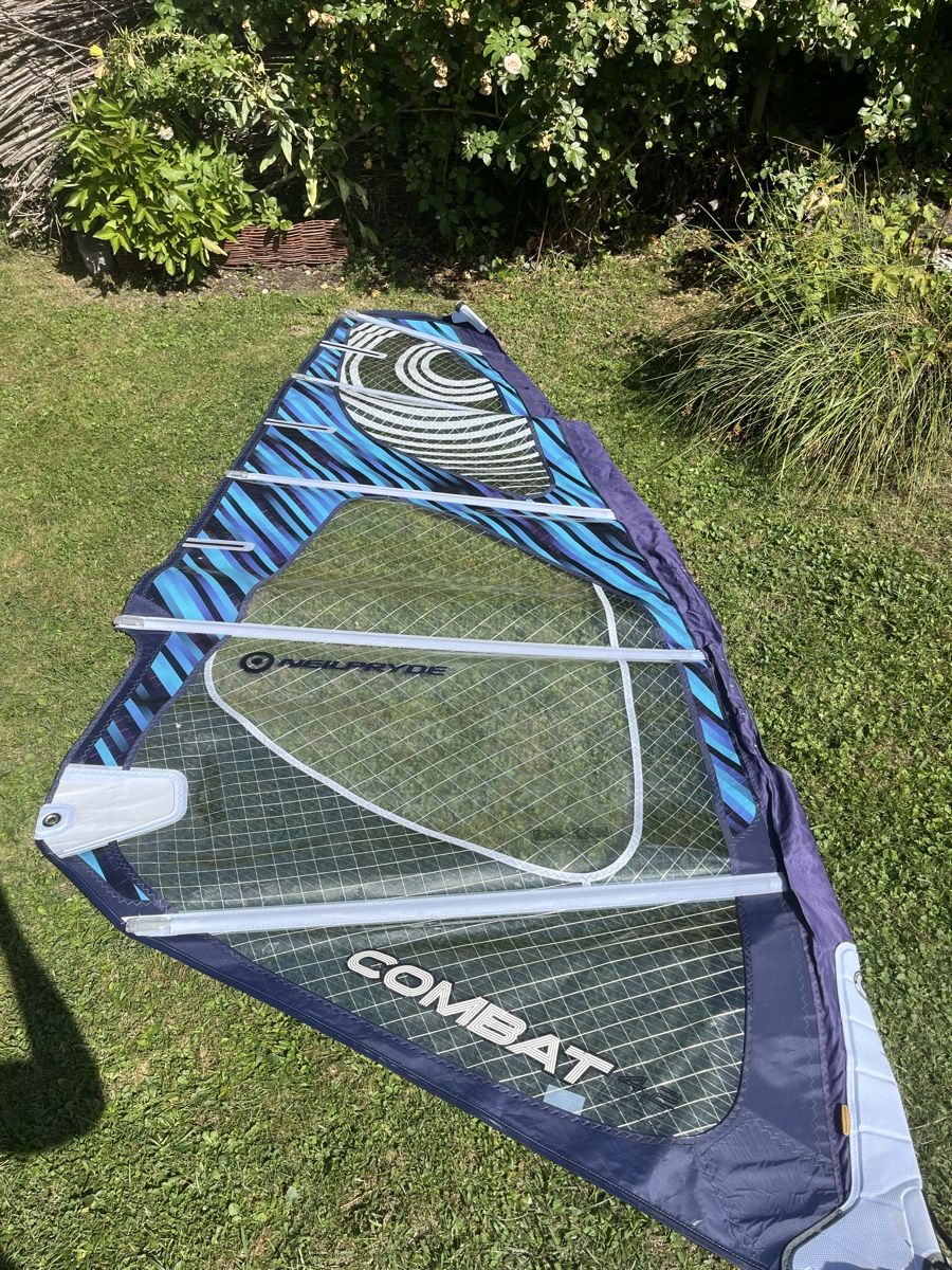 Surfen: Windsurf Segel & Gabelbaum Combat 4.2 – Gebraucht aus lüscherz von simple_nic