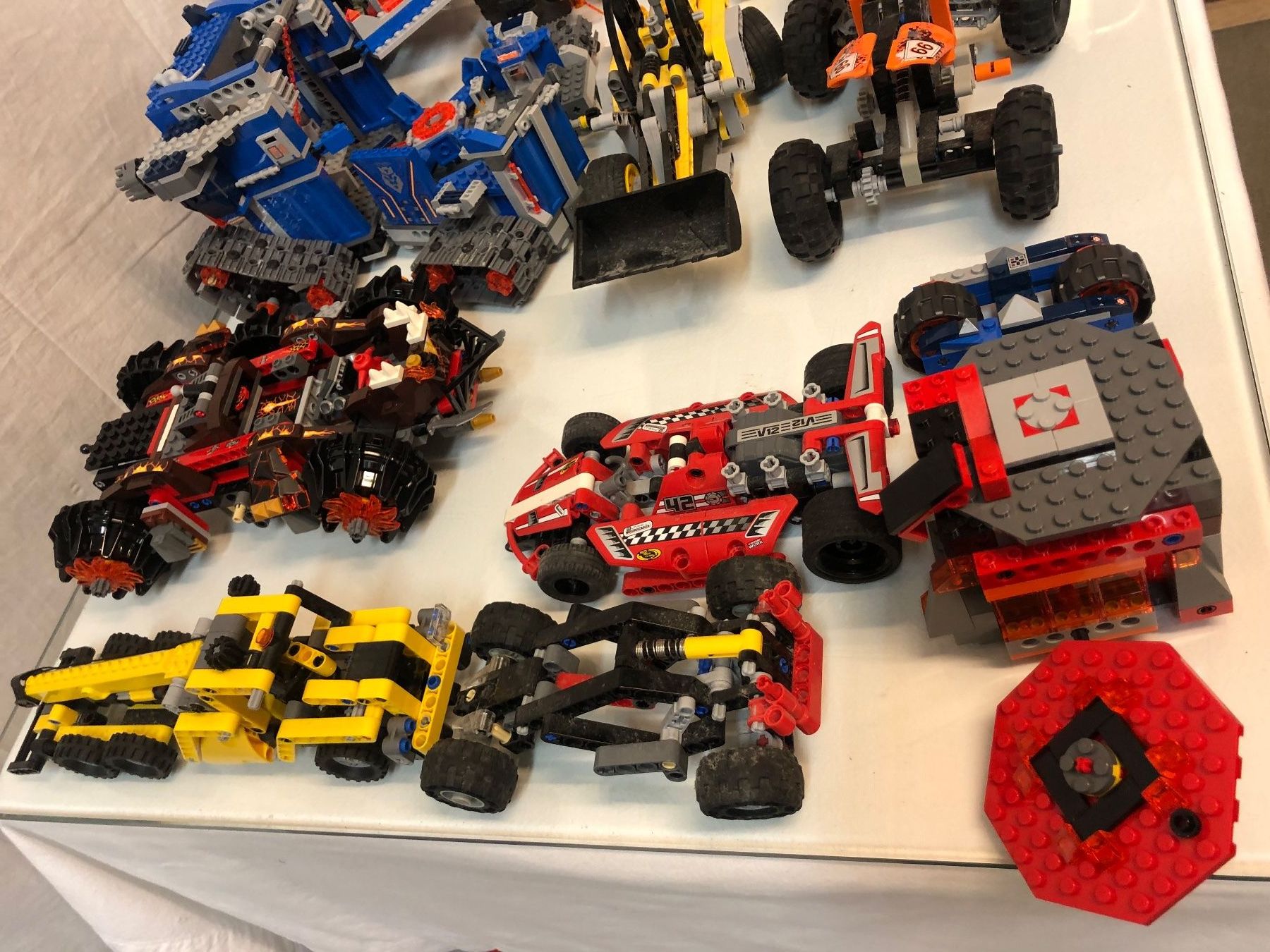 Technics Baukästen: LEGO technics 6.96kg, diverse Modelle mit Einzelteilen – Gebraucht aus Brunnen von Allerwaren 7