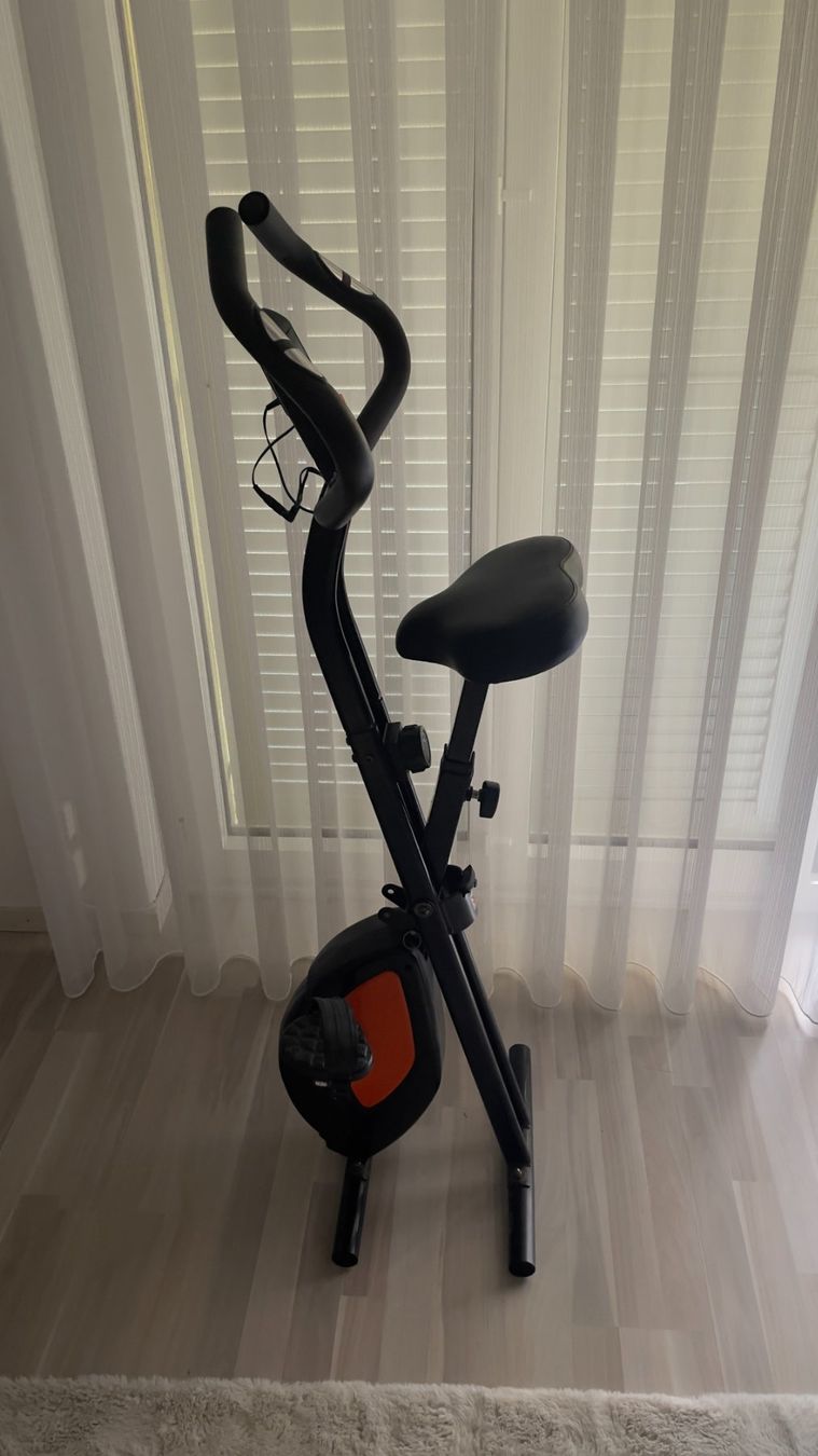 Hometrainer: Heimtrainer Übungsrad klappbar – Usato da Zürich venduto da DS88 1
